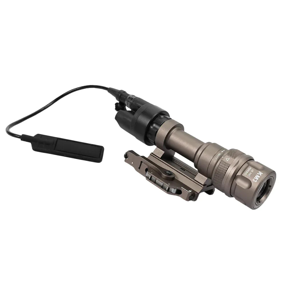 SINAIRSOFT M952V مصباح يدوي تكتيكي LED بضوء ستروب وقاعدة تثبيت على السكة للأسلحة والبنادق